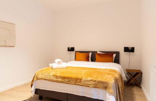 South Antwerp Apartamento | Inviting and bright 7-Person Apartment in Antwerp