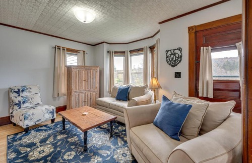 Pittsburg Casa | Inviting and Spacious Vacation Rental in Pittsburg!
