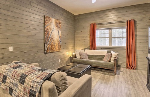 Hayward Cabina | Inviting Angler's Abode w/ Grill & RV Hookups
