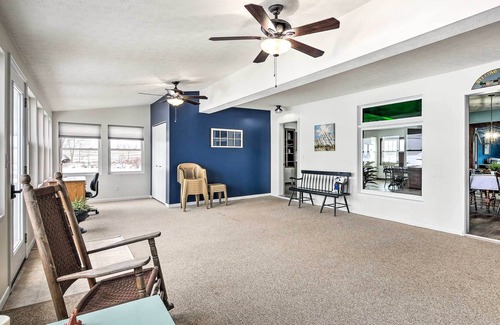 Ashland Casa | Inviting Ashland Farmhouse: 7 Mi to Downtown!
