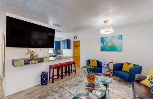 Pinellas Park Casa | Inviting, Dog Friendly home featuring pool and an excellent central location.