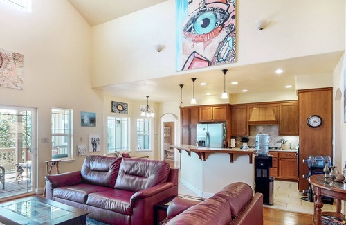 Rough and Ready Casa | Inviting home with balcony, fireplace, full kitchen, & washer/dryer