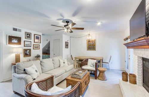 Diamondhead Casa | Inviting Home with Golf Course View in Diamondhead!