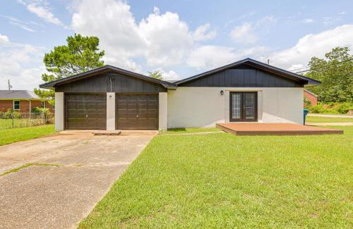 Jacksonville Casa | Inviting Jacksonville Home Less Than Half Mi to University