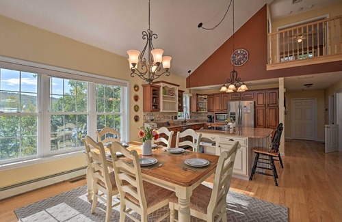 Lucerne-in-Maine Casa | Inviting Lakefront Home: Seasonal Boat Dock!