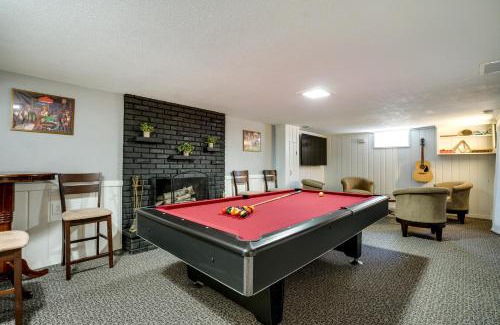 Richfield Casa | Inviting Minneapolis Vacation Rental with Game Room!
