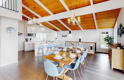 Camano Island Casa | Inviting pet-friendly waterfront home with firepit, pool table, grill, & W/D