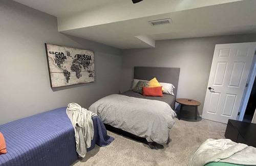 Farmington Casa | Inviting space 5 min from Lagoon, Station Park restaurants & shopping, & trails!