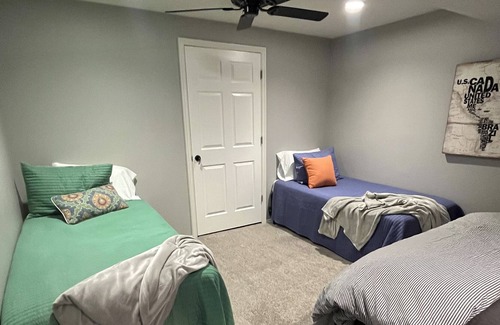 Farmington Casa | Inviting space 5 min from Lagoon, Station Park restaurants & shopping, & trails!