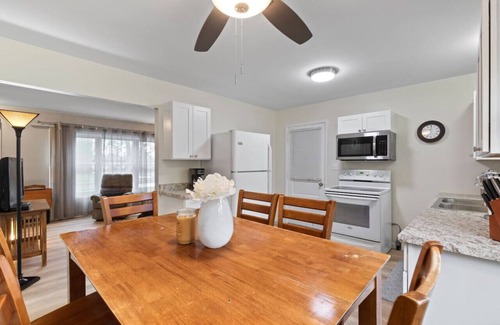 Webster Casa | Inviting Webster Gem w/Office!