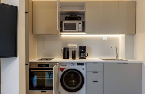 Petralona Apartamento | IO SUITES