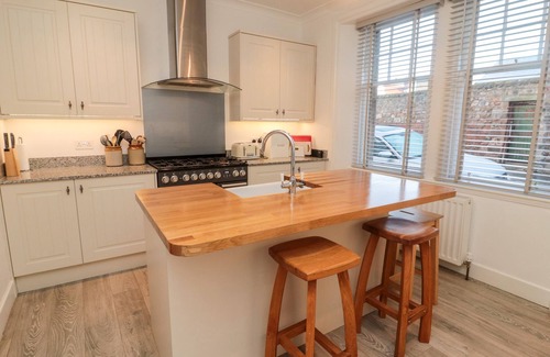 Berwick-upon-Tweed Cabaña | Iona 10 Palace Street East