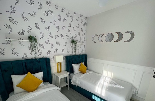 Gastria Apartamento | Iona Pool 2-bdr Apartment (Caesar Blue)