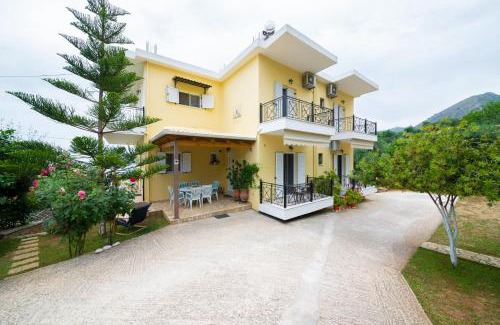 Agia Kiriaki Apartamento | Ionian View Apartments - Parga Panoramic Seaview Gems