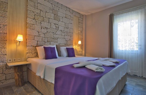 Tokoglu Hotel | Ionic Hotel