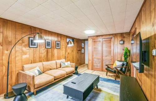 University Heights Casa | Iowa City 4BR Backyard Walk to Stadium home