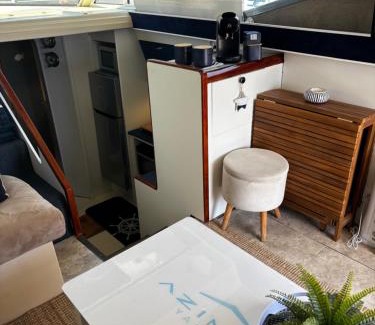 Sete Alquiler De Eote | IPANEMA - JOLI BATEAU à QUAI
