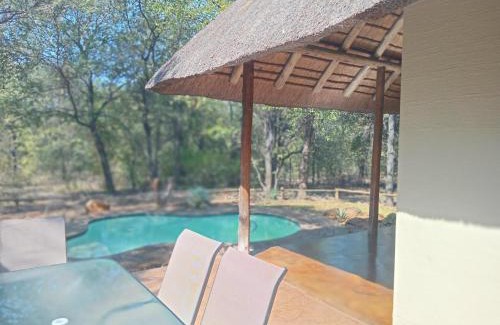 Phalaborwa Cabina | Iphupho Ba-Phalaborwa Estate Bush Lodge
