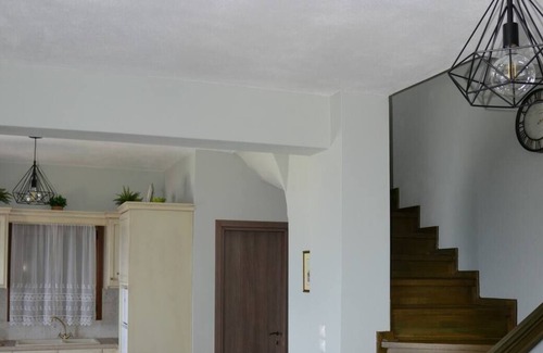 Pella Region Apartamento | Ira Charming apt with stunning view!