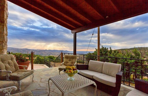 Peristerona Villa | Irene Villa