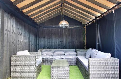 Netley Casa | Irenic Lodge 2