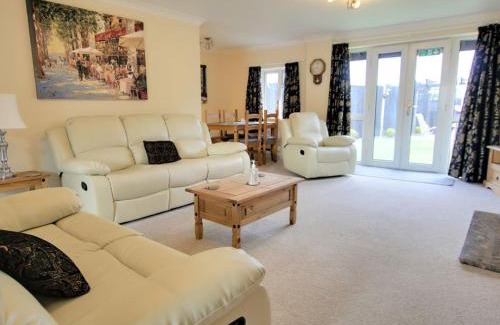 Netley Casa | Irenic Lodge 2