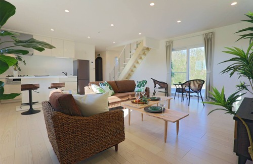 Maeganeku Casa | Irie House