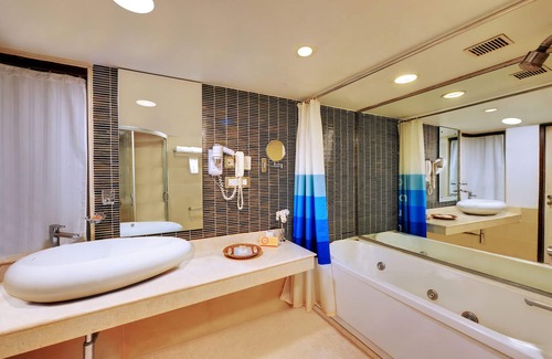 Bangalore City Center Hotel | Iris Hotel