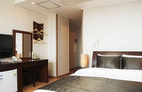 Songsan-dong Hotel | Iris Hotel