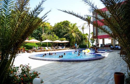 Toubab Dialao Hotel | Iris Hotel