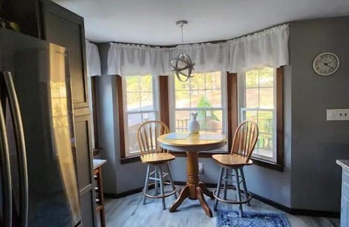 Harrison Casa | Irish Chalet Home near Long Lake