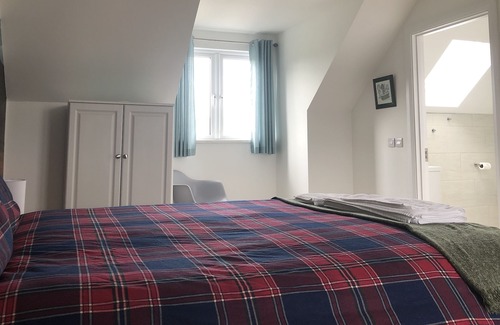 Bunclody Cama Y Desayuno | Irish-style en suite bedroom in Bunclody (Breakfast included)