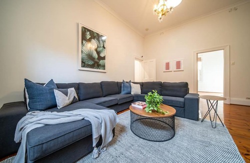 Adelaide Central Business District Casa | Irmas Place on Halifax