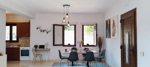 Gerani Apartamento | "IRO HOUSE" 600m from the beach