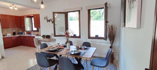 Gerani Apartamento | "IRO HOUSE" 600m from the beach