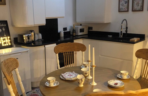 Jackfield Casa | Ironbridge b&b Beautiful 18th century old school house in Ironbrige gorge