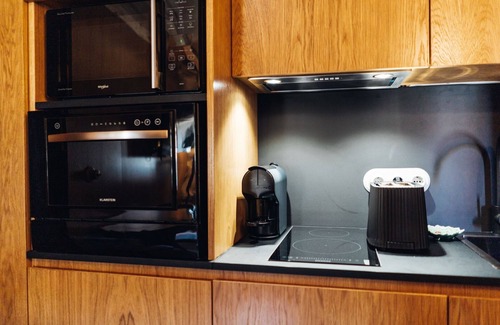 Sortelha Casa | is a cosy one-bedroom accommodation unit with 21 m2