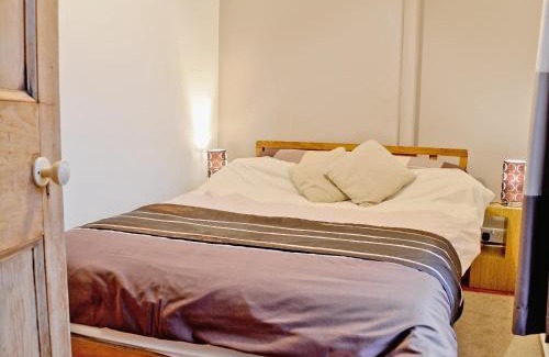 Bont Newydd Casa | Is Helen Cottage