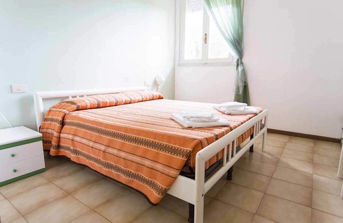 Luni Mare Hotel | ISA-Residence with swimming pool in Luni Mare, apartments with air conditioning and private outdoor