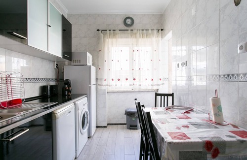 Algueirao - Mem Martins Apartamento | Apartamento de vacaciones en Mem Martins a 4 Km de Sintra