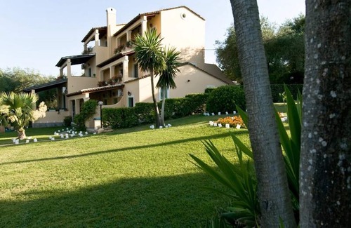 Afra Apartamento | Suite Junior Casa de Campo Isabella