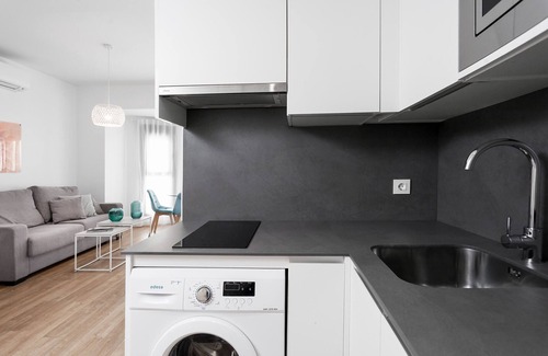 Camino de Ronda Apartamento | Isabella Estudio by Concept Flats