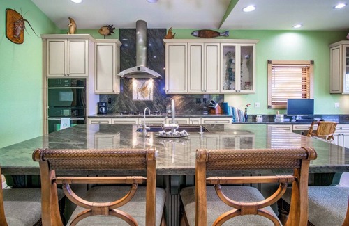 Marathon Casa | Isabella on Paradise Place 2 bed 2 bath with Exoti