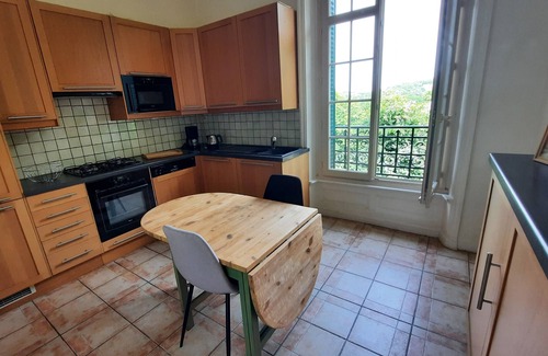 Chambretaud Casa | Isabelle's "train station" 3 minutes from the Puy du Fou PropertyName 106246771 1036 = House in the heart of town where everything can be done on foot