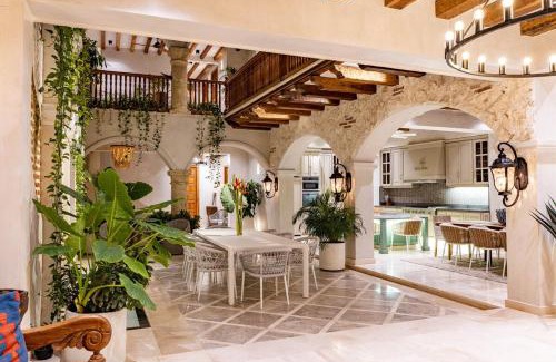 Soacha Casa | IsaLuna Luxury House