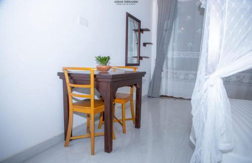 Nattandiya Casa | Isamar beach front