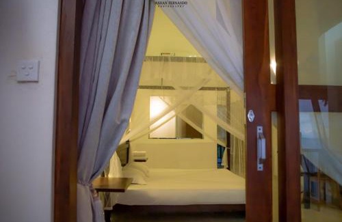 Nattandiya Casa | Isamar beach front
