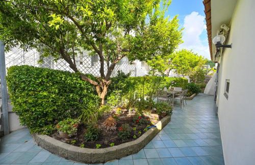 Barano d'Ischia Apartamento | Ischian Escape- Vintage Bath and Lush Nature