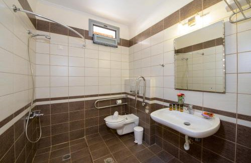 Agia Marina Hotel | Isida Hotel Agia Marina