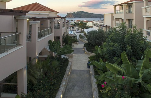 Agia Marina Apartamento | Isida Hotel